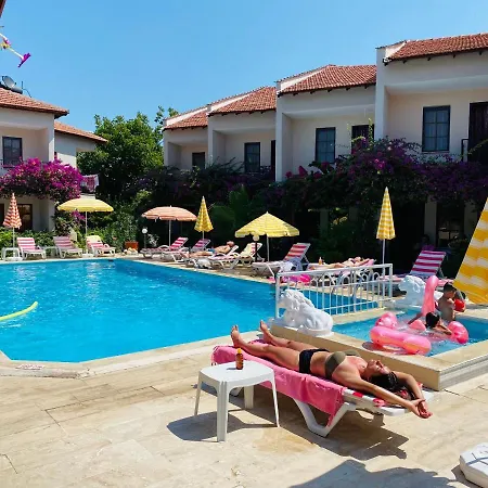Hotel Arda *